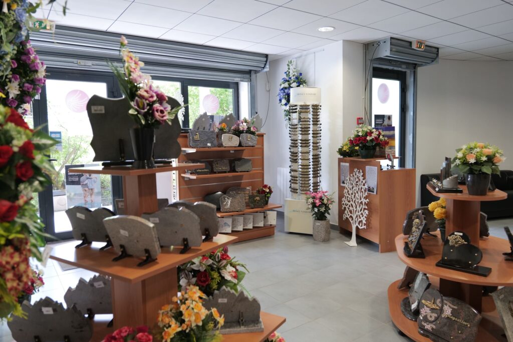 produits au magasin funeraire